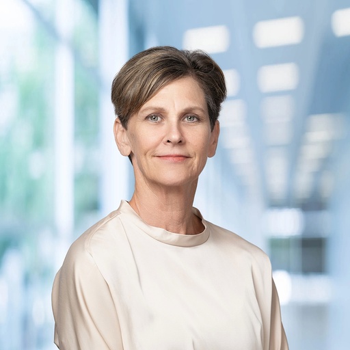 Lorraine Lyons